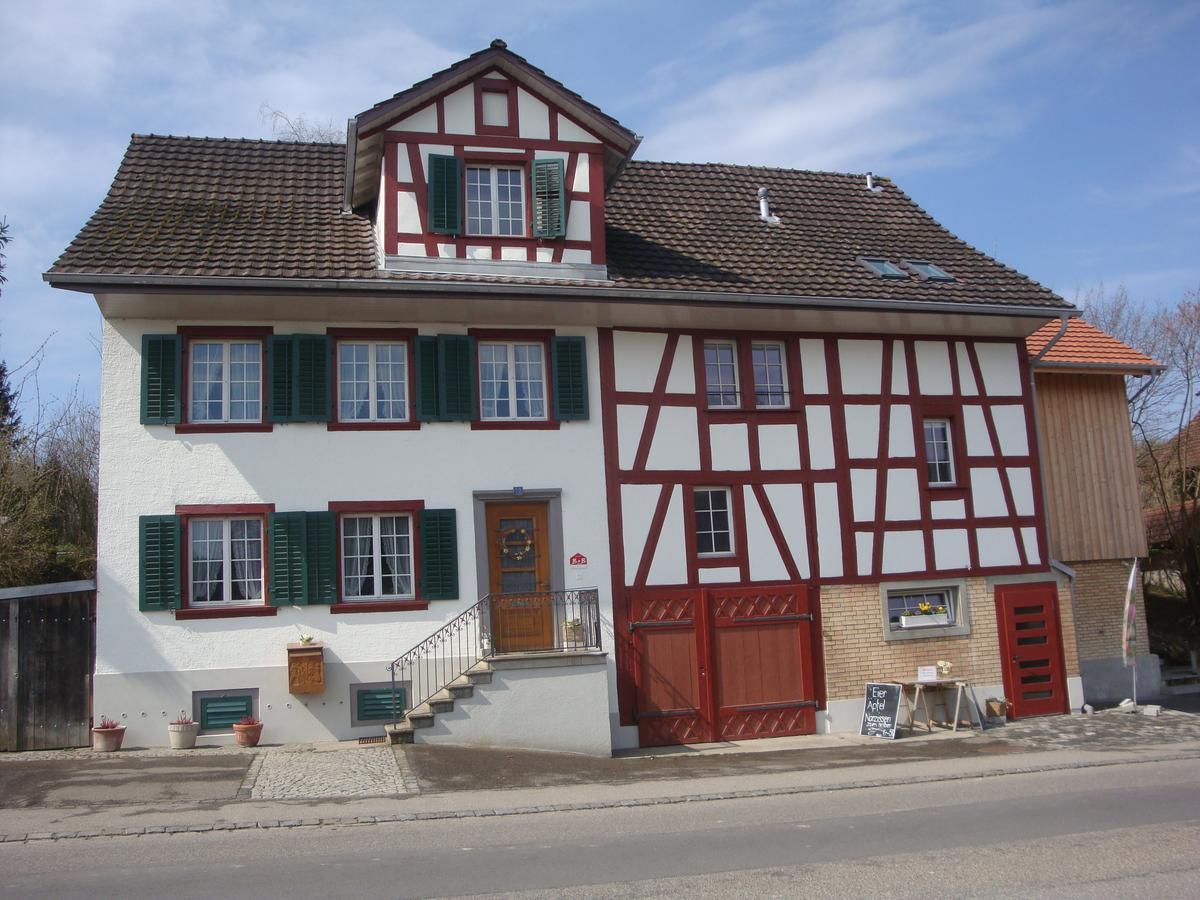 Bed And Breakfast Wegmann Andelfingen Ngoại thất bức ảnh